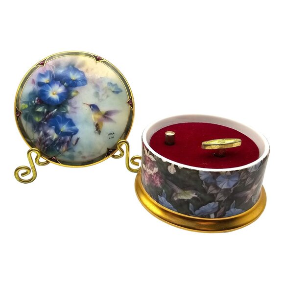 Ruby-Throated Hummingbird Music Box Lena Liu Ardleigh-Elliott Waltz of Flowers - Picture 1 of 12